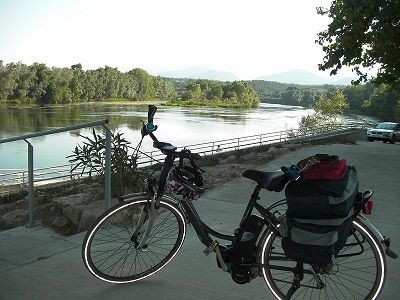 BICICLETA-ELECTRICA para cicloturismo